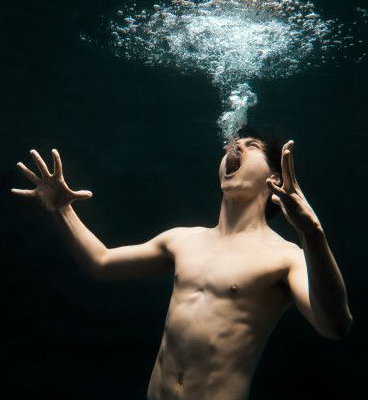 manunderwater